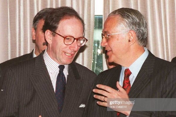 La Legislatura fueguina que en 1995 rechazaba el acuerdo de Menem con Inglaterra por la explotación de hidrocarburos en Malvinas hoy mira para otro lado