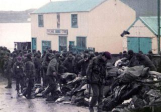 Se inician las indagatorias a los militares argentinos acusados de torturar a los propios soldados durante la guerra de Malvinas