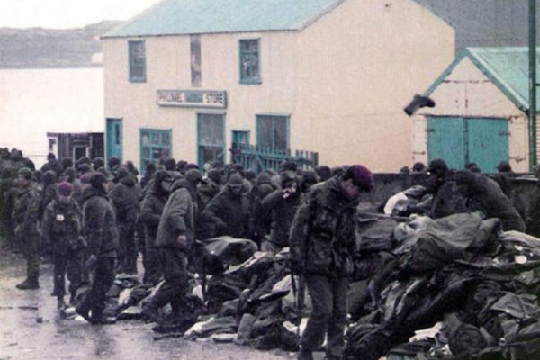 Se inician las indagatorias a los militares argentinos acusados de torturar a los propios soldados durante la guerra de Malvinas