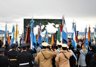 El gobierno fueguino invita a conmemorar el 2 de abril enviando un video entonando la Marcha de Malvinas